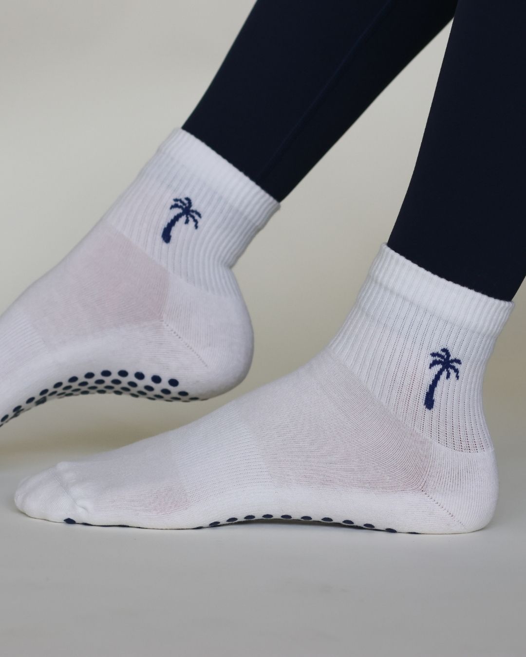 The Shortie Grip Socks - White & Navy