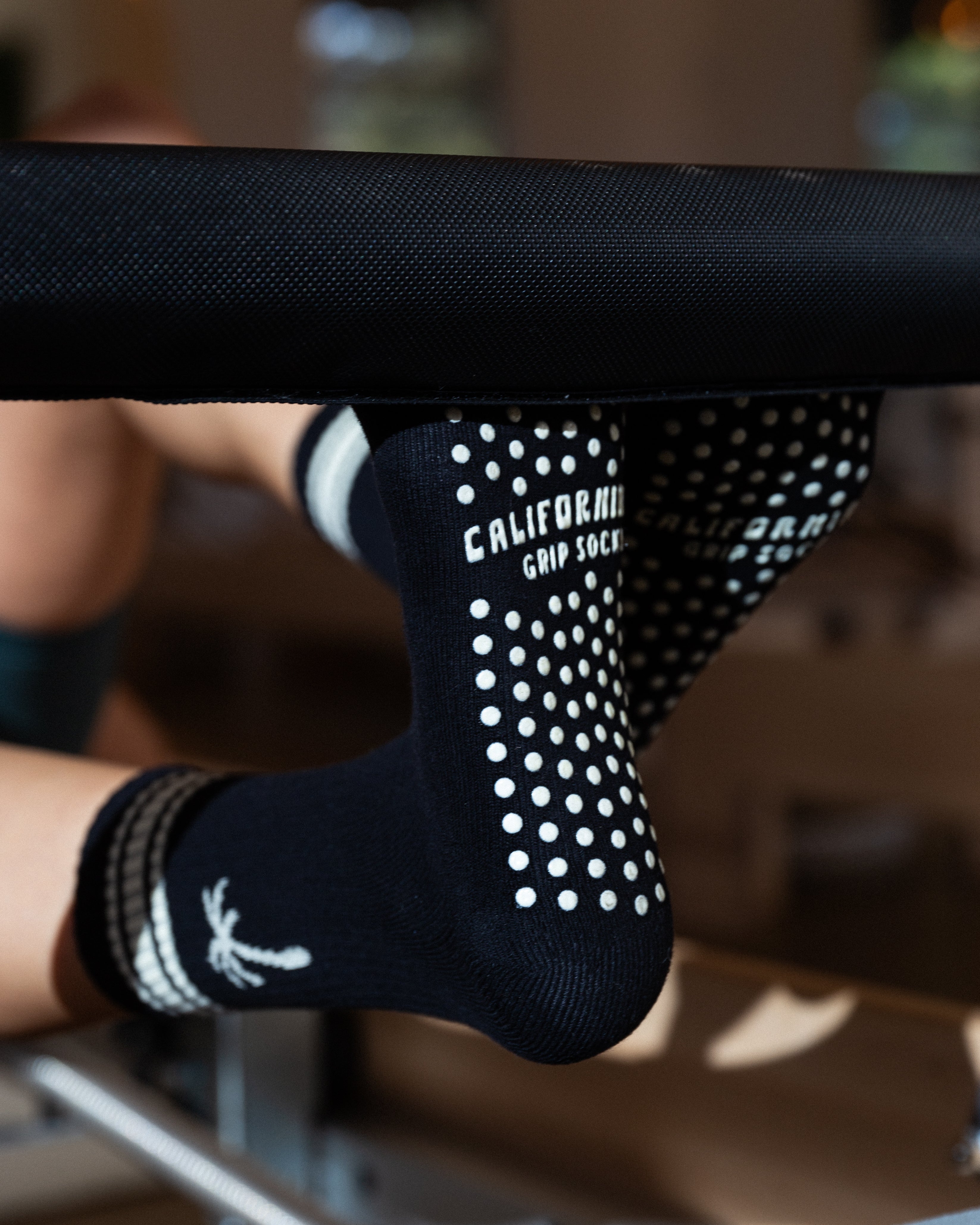 The Palm Grip Socks - Black