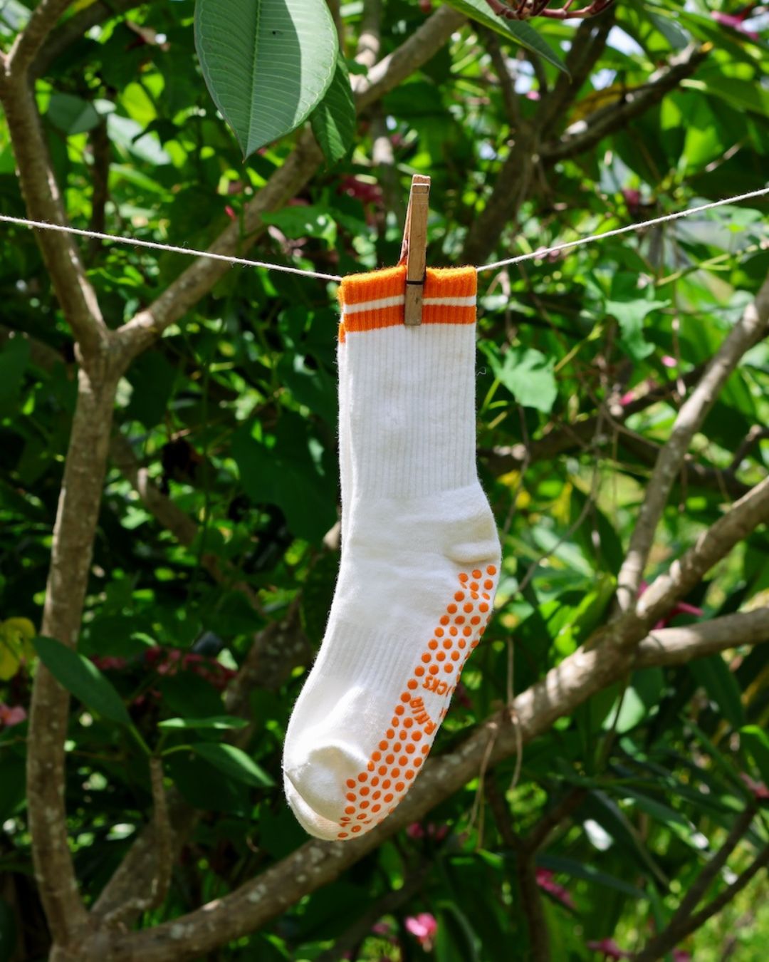 The Classic Grip Socks - Orange Stripes