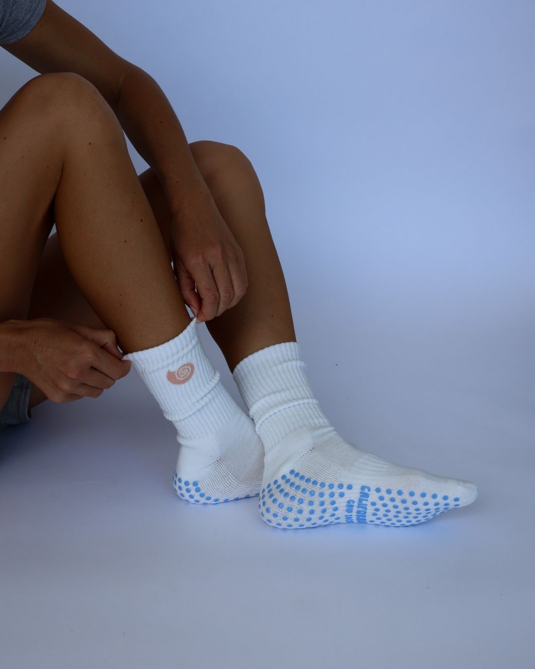 The Seashell Grip Socks