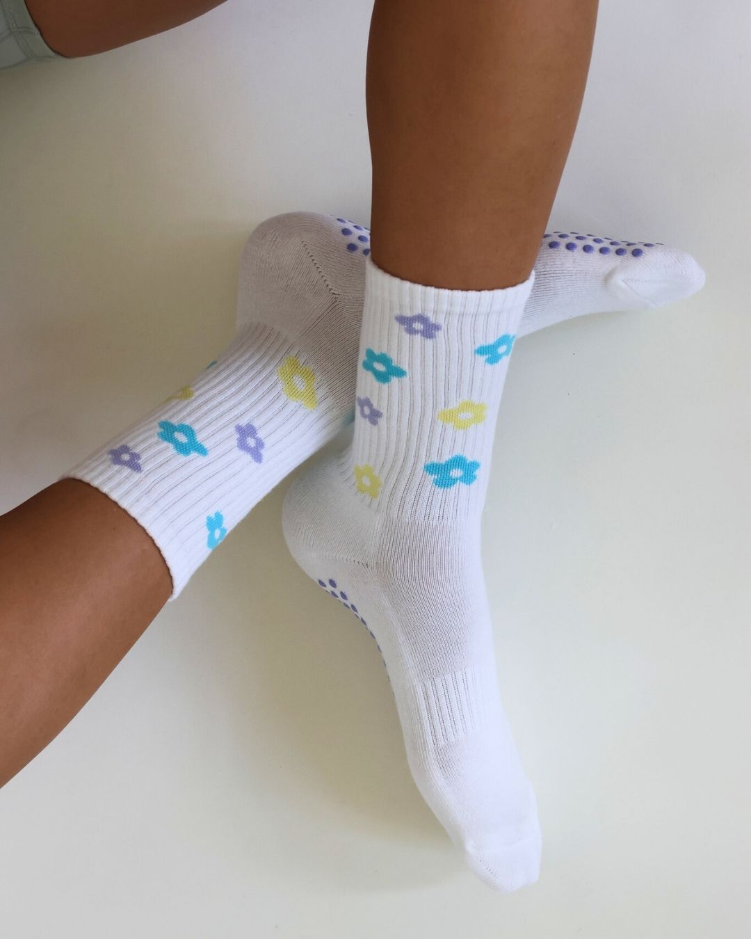 The Flower Grip Socks