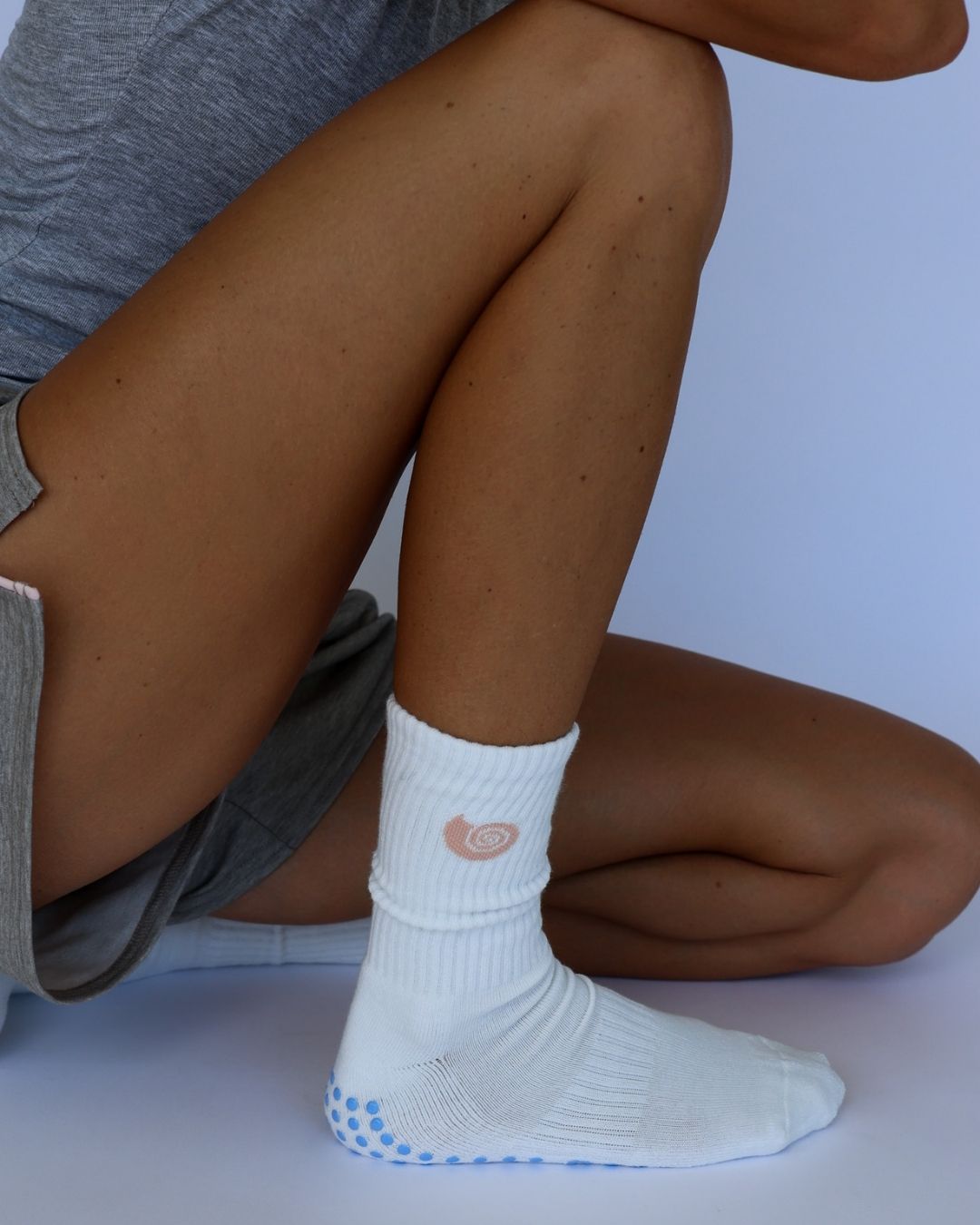 The Seashell Grip Socks