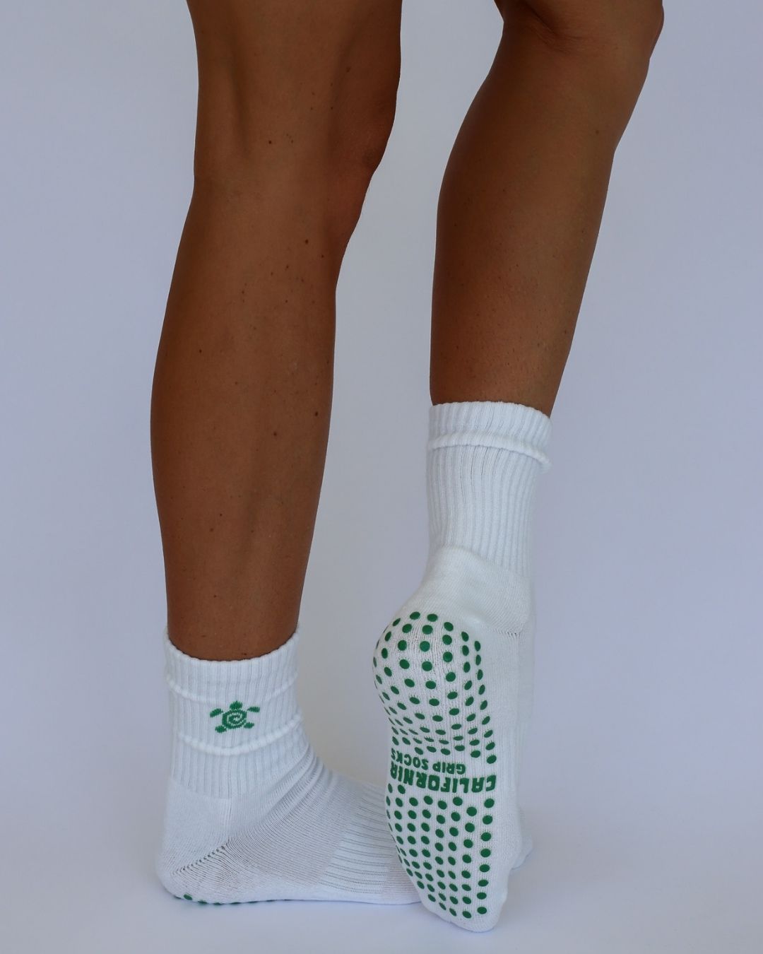 The Sea Turtle Grip Socks