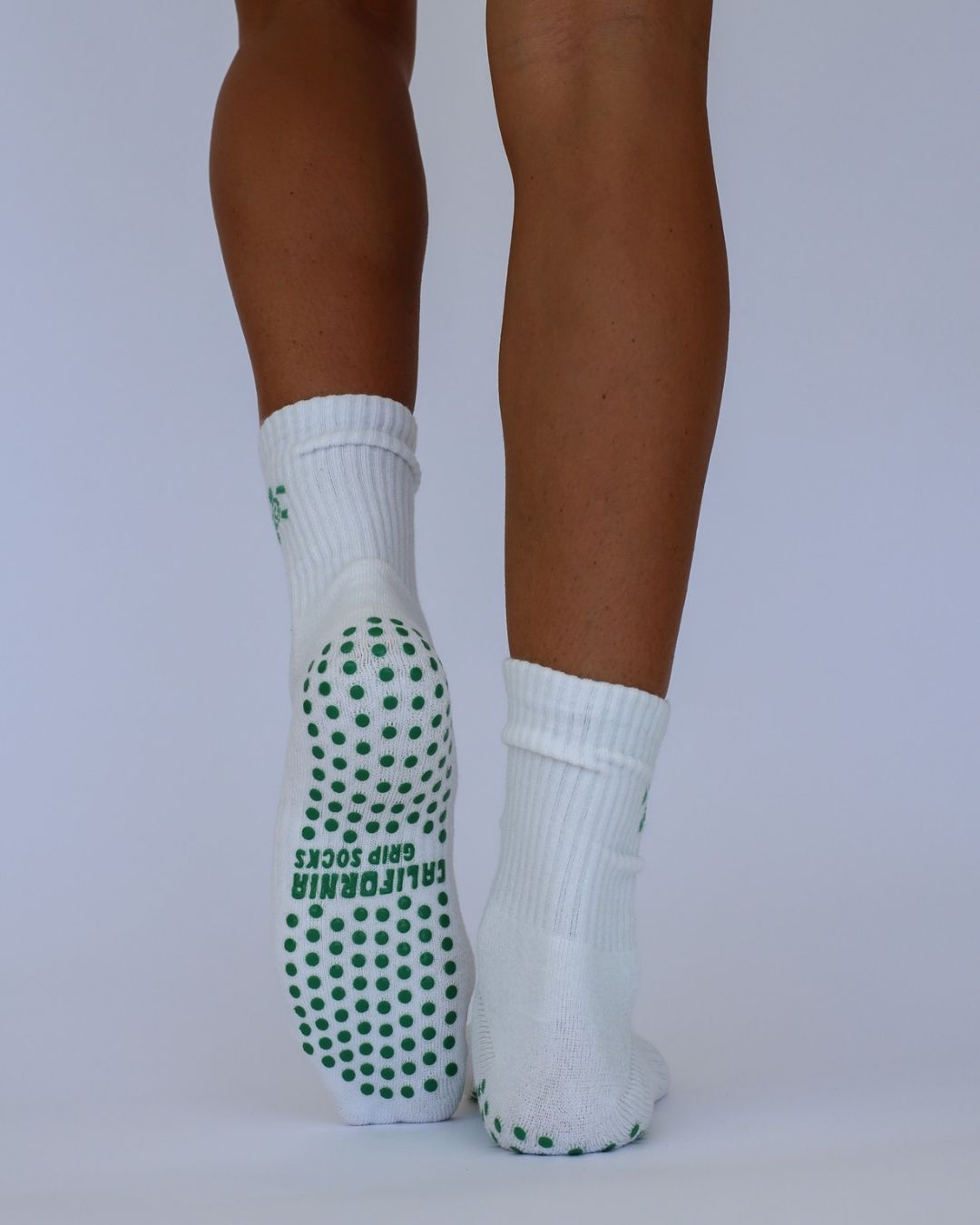 The Sea Turtle Grip Socks