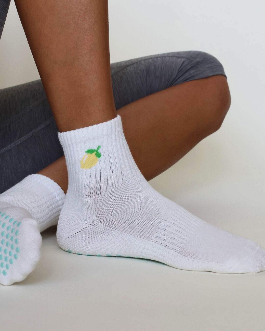 The Lemon Shortie Grip Socks