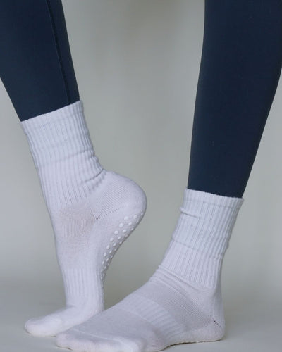 The Everyday Grip Socks - All White