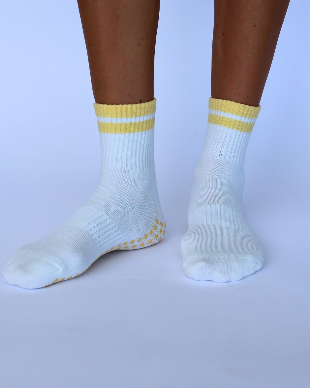 The Classic Midi Grip Socks - Yellow