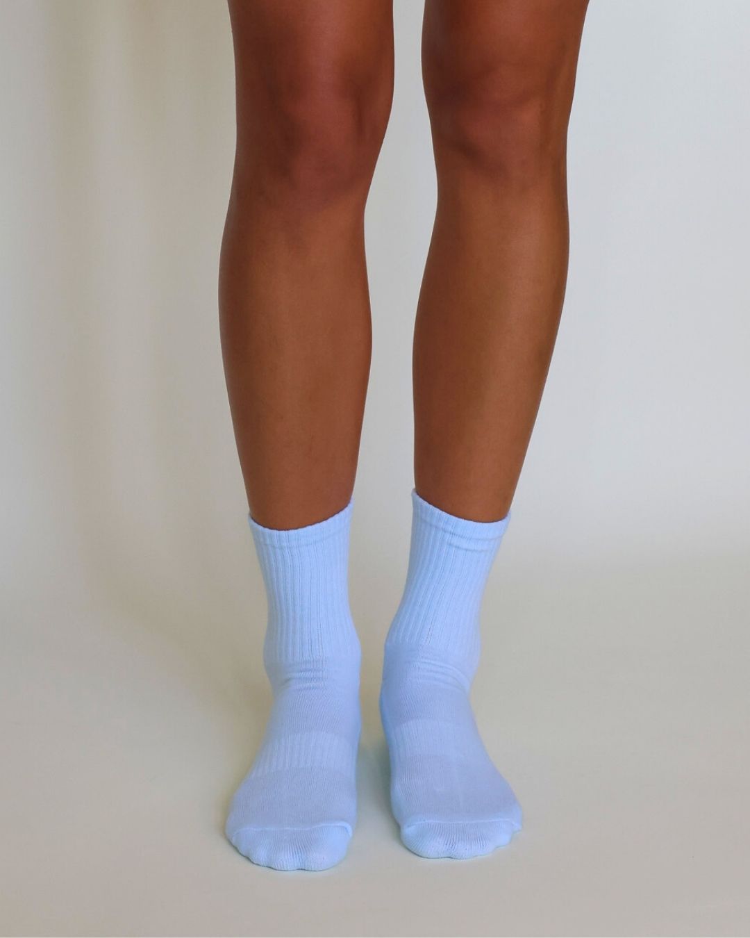 The Everyday Midi Grip Socks- Baby Blue