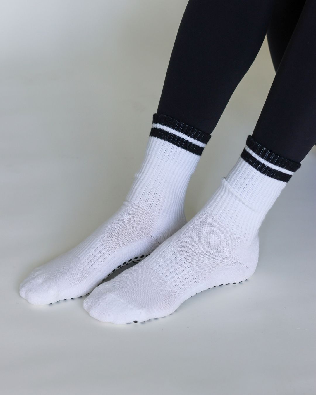 The Classic Grip Socks - Black Stripes