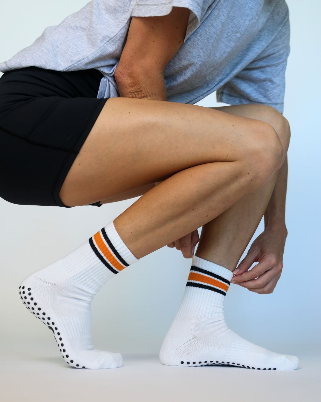 The Retro Midi Grip Socks - Halloween