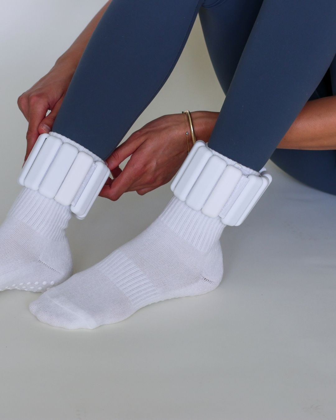 The Everyday Grip Socks - All White