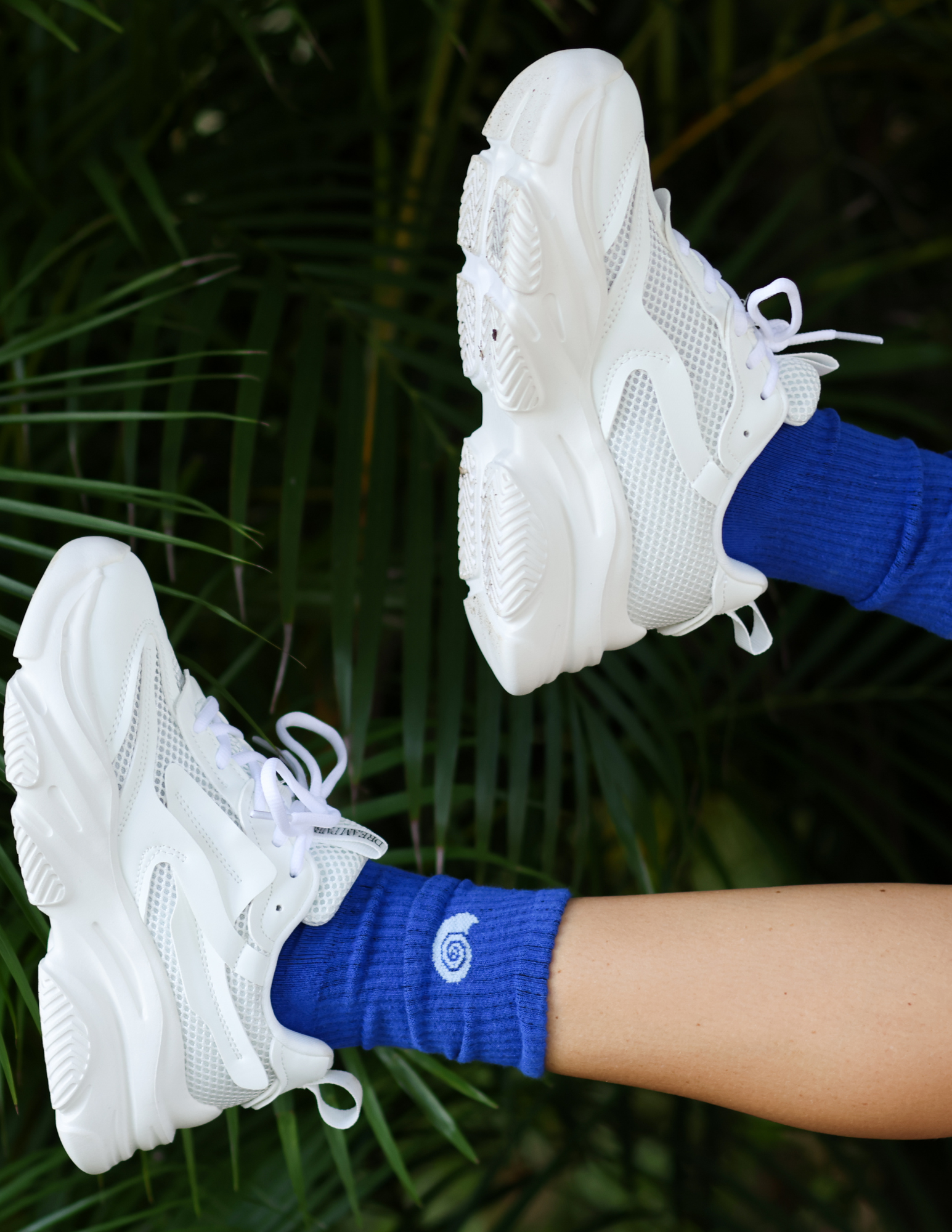 The Shell Grip Socks