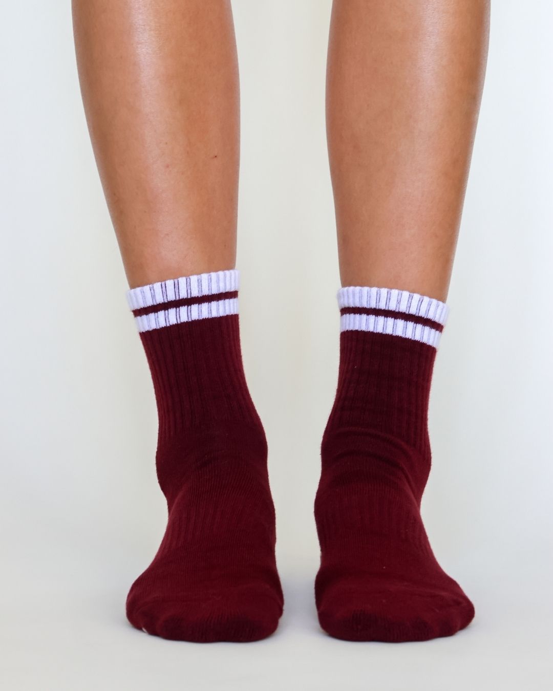 The Classic Midi Grip Socks - Burgundy & White