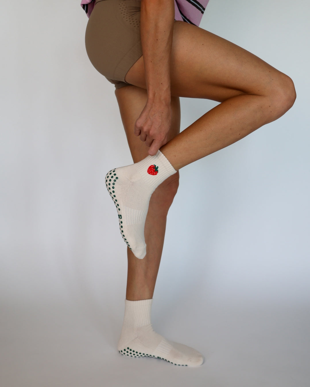 The Strawberry Shortie Grip Socks