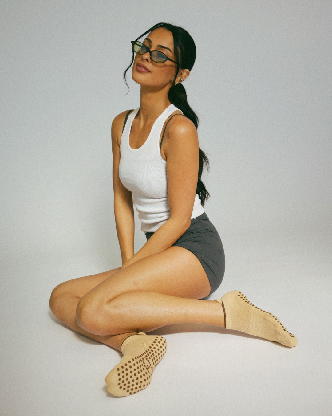 The Classic Ankle Grip Socks - Tan