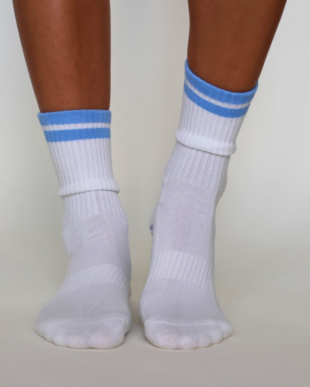The Classic Grip Socks - Blue Stripes